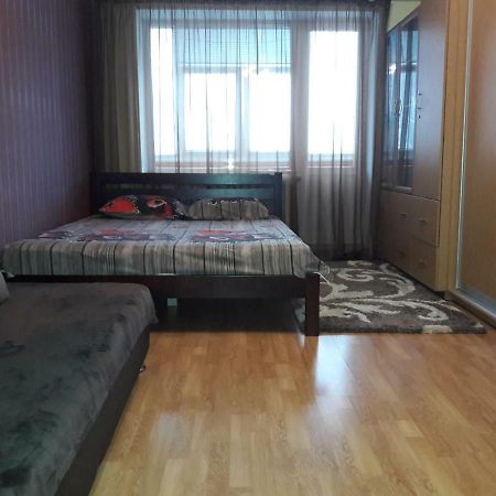 Apartment in the city center Tsjernihiv Buitenkant foto
