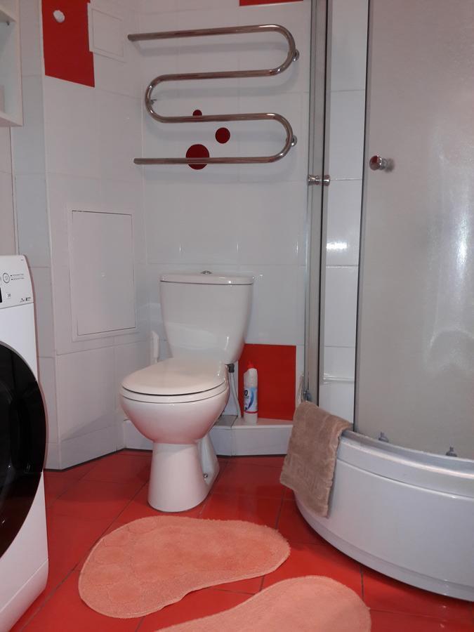 Apartment in the city center Tsjernihiv Buitenkant foto