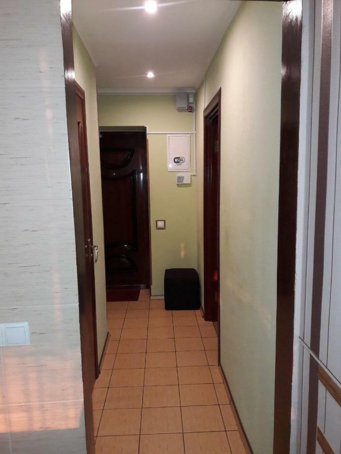 Apartment in the city center Tsjernihiv Buitenkant foto